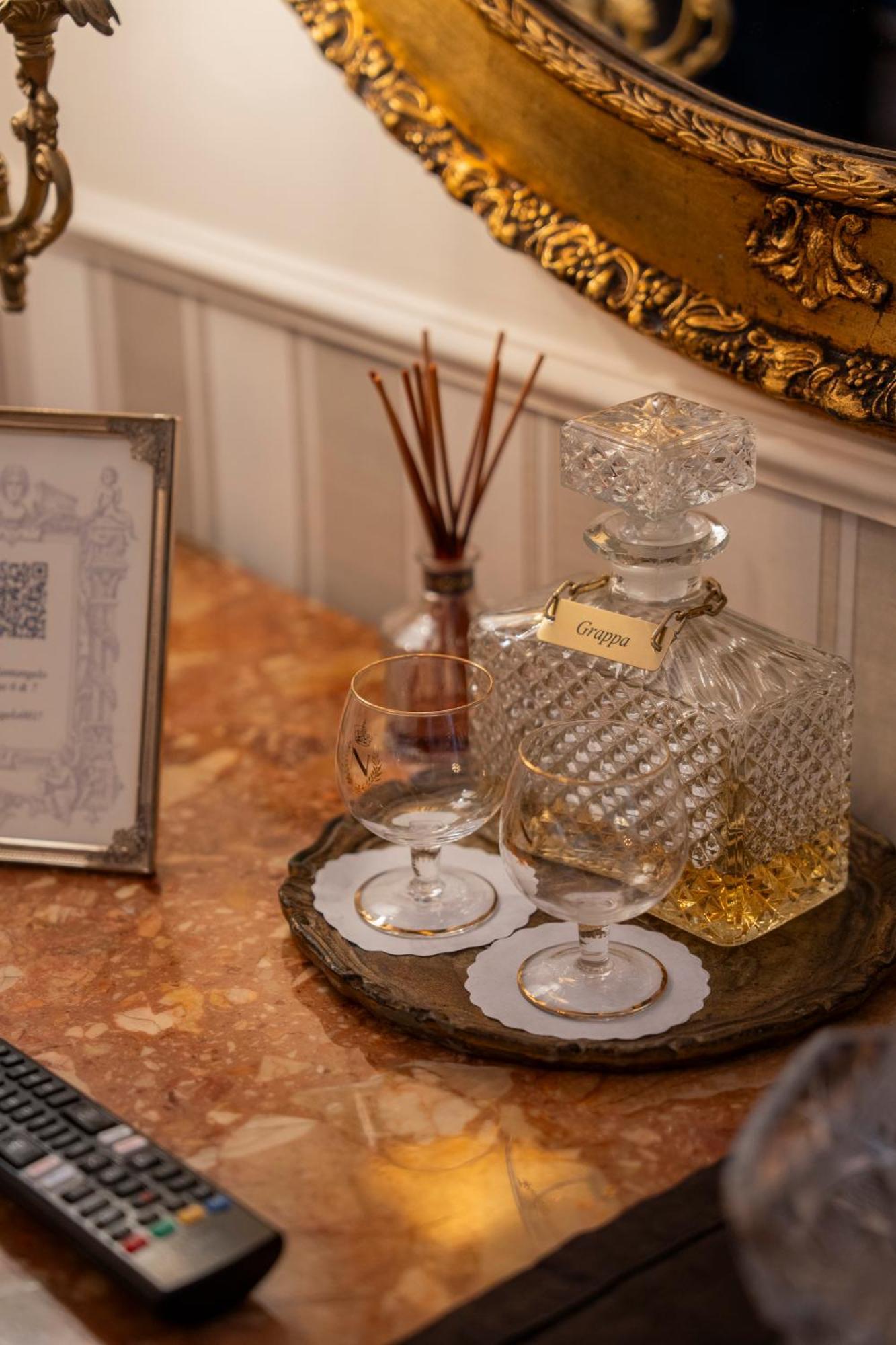 Casa Santangelo Suites Salerno Eksteriør billede